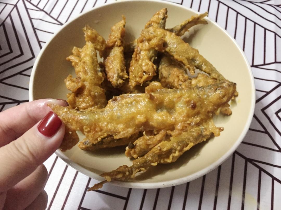 香酥小河鱼（油炸小河鱼）的做法