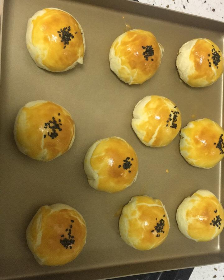蛋黄酥
