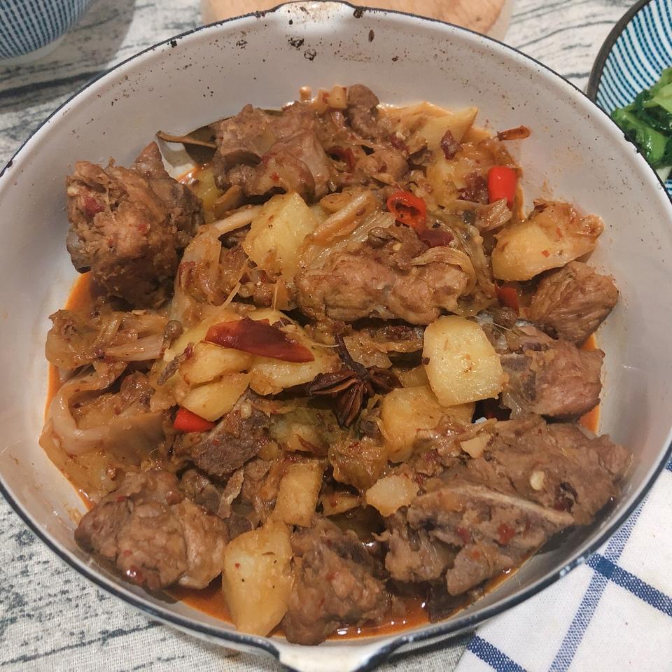 川味土豆烧排骨