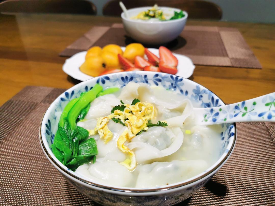 荠菜猪肉馄饨