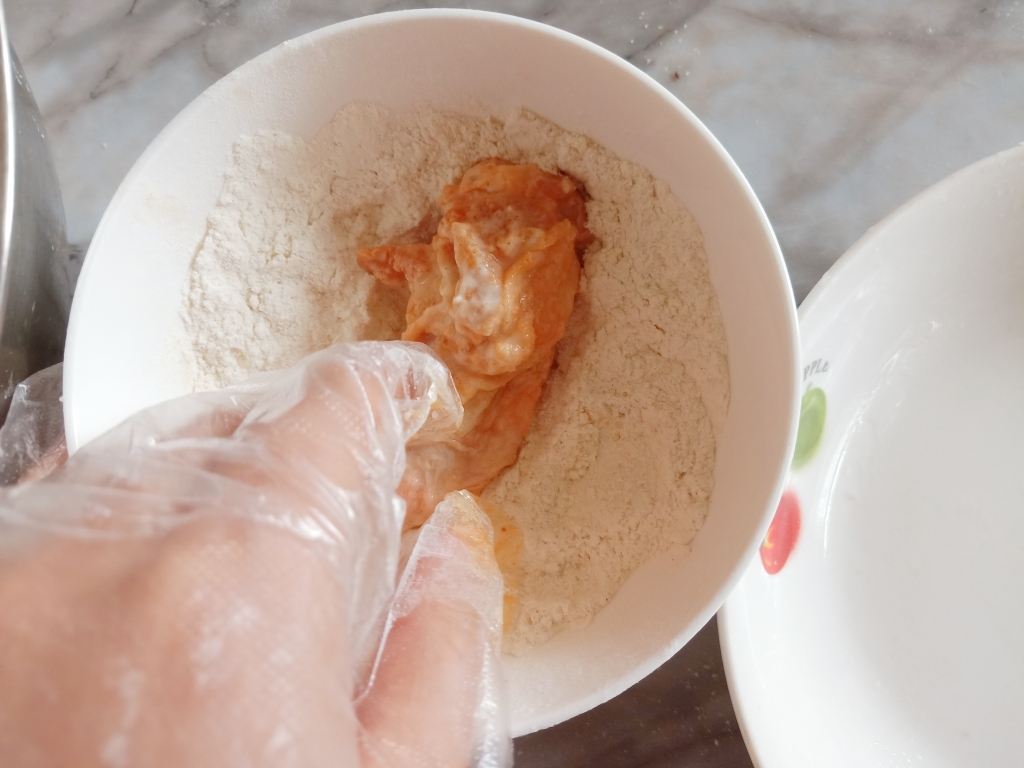 巨好吃❗超简单❗炸鸡腿这么做❗💯酥脆的做法 步骤5