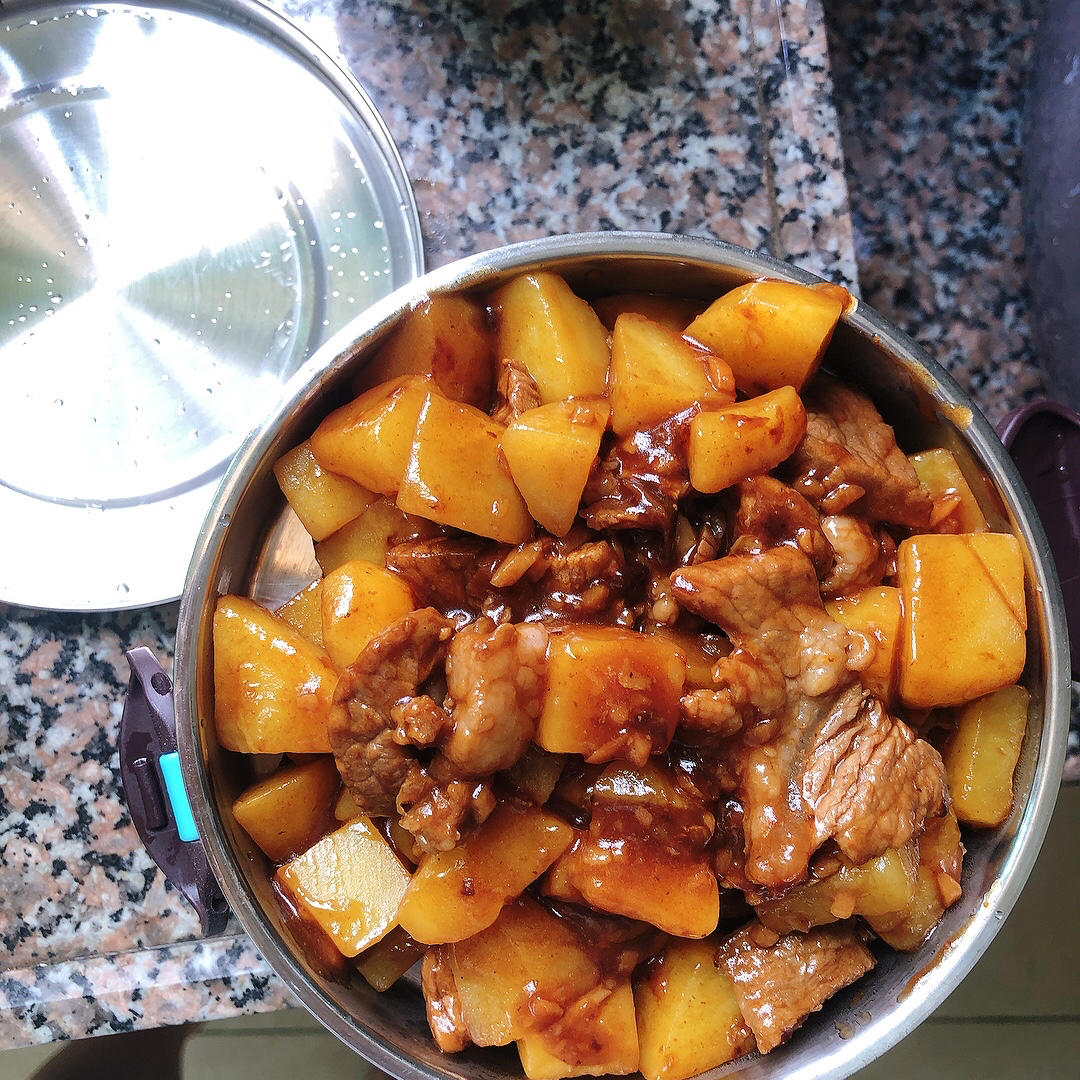🔥巨下饭，软糯入味！比肉还好吃的红烧土豆