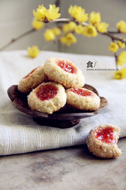 草莓酱椰丝小饼