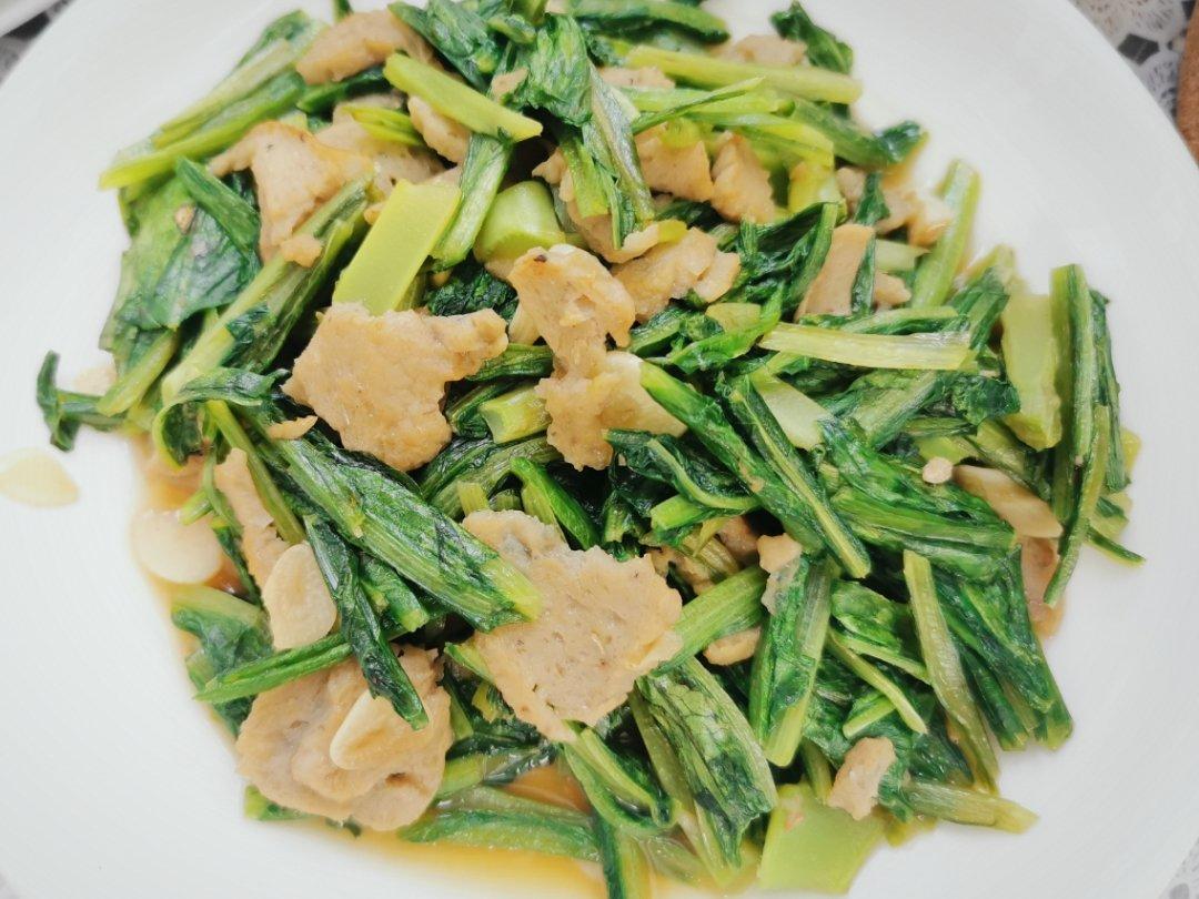 鱼丸油麦菜