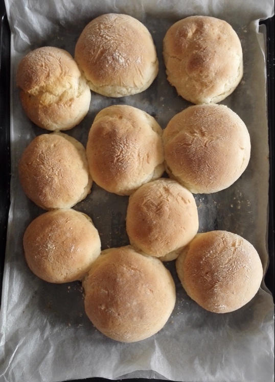 简单酸奶小面包