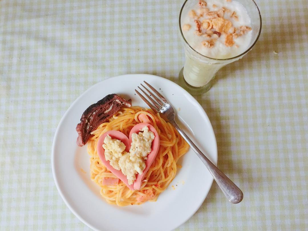 每天，叫醒我的是早餐