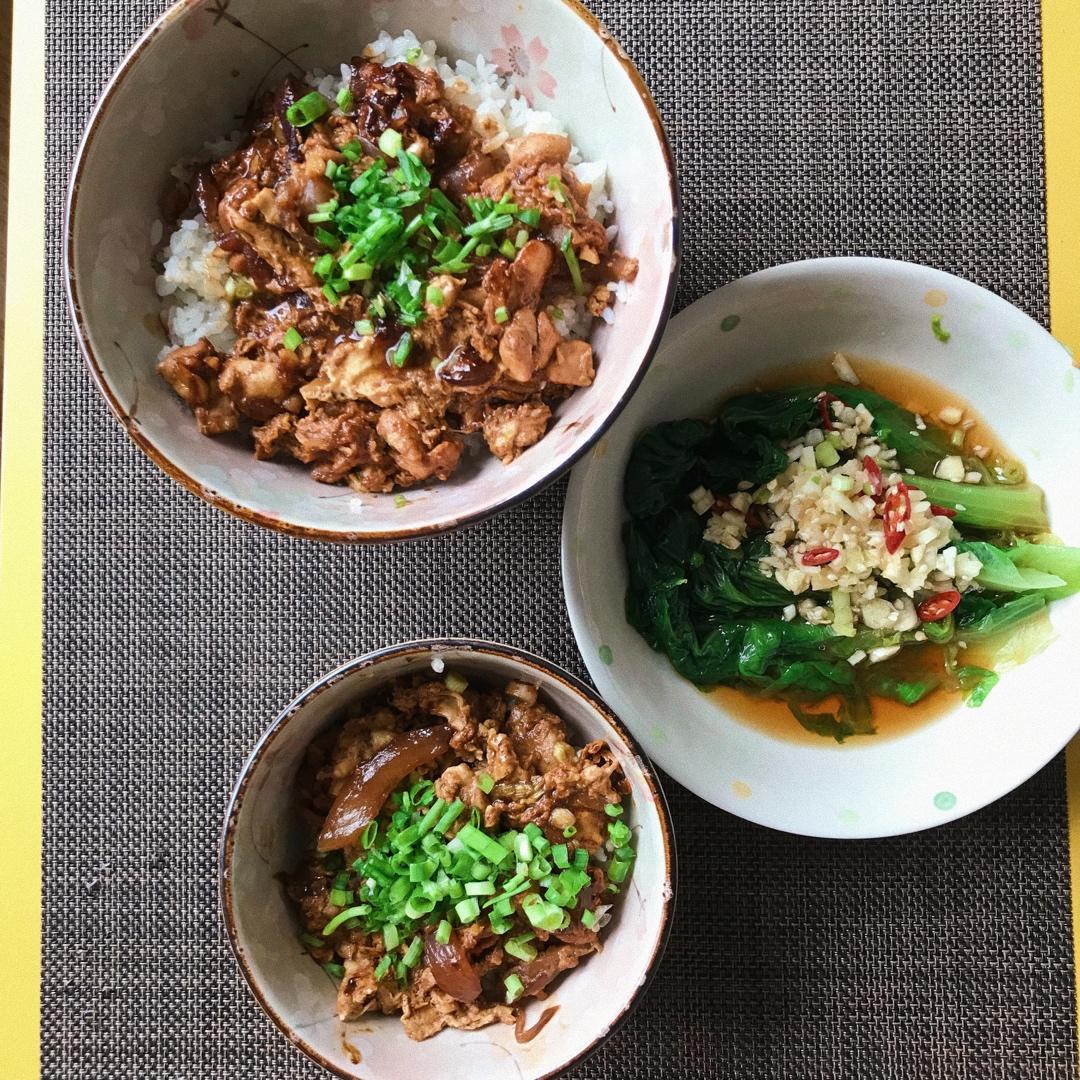 日本盖浇饭始祖亲子丼