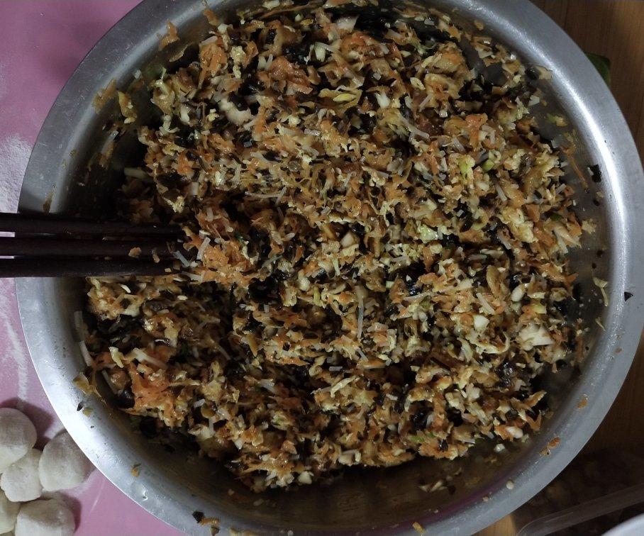 胡萝卜鸡蛋香菇木耳素馅饺子