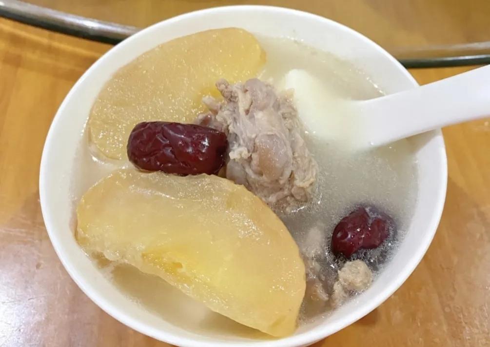 苹果淮山猪骨汤