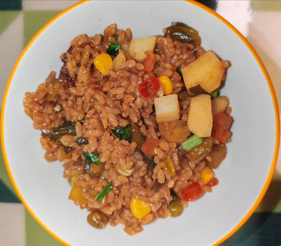 山药酸菜饭（懒人电饭煲焖饭）