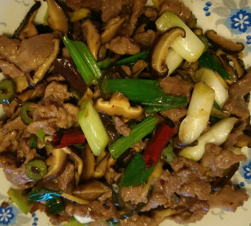 香菇小炒肉的做法