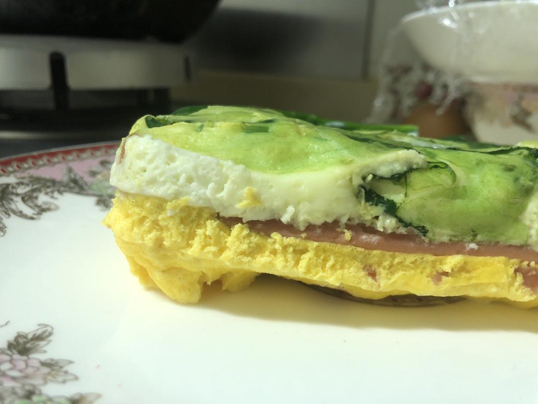 皮蛋火腿鸡蛋蒸