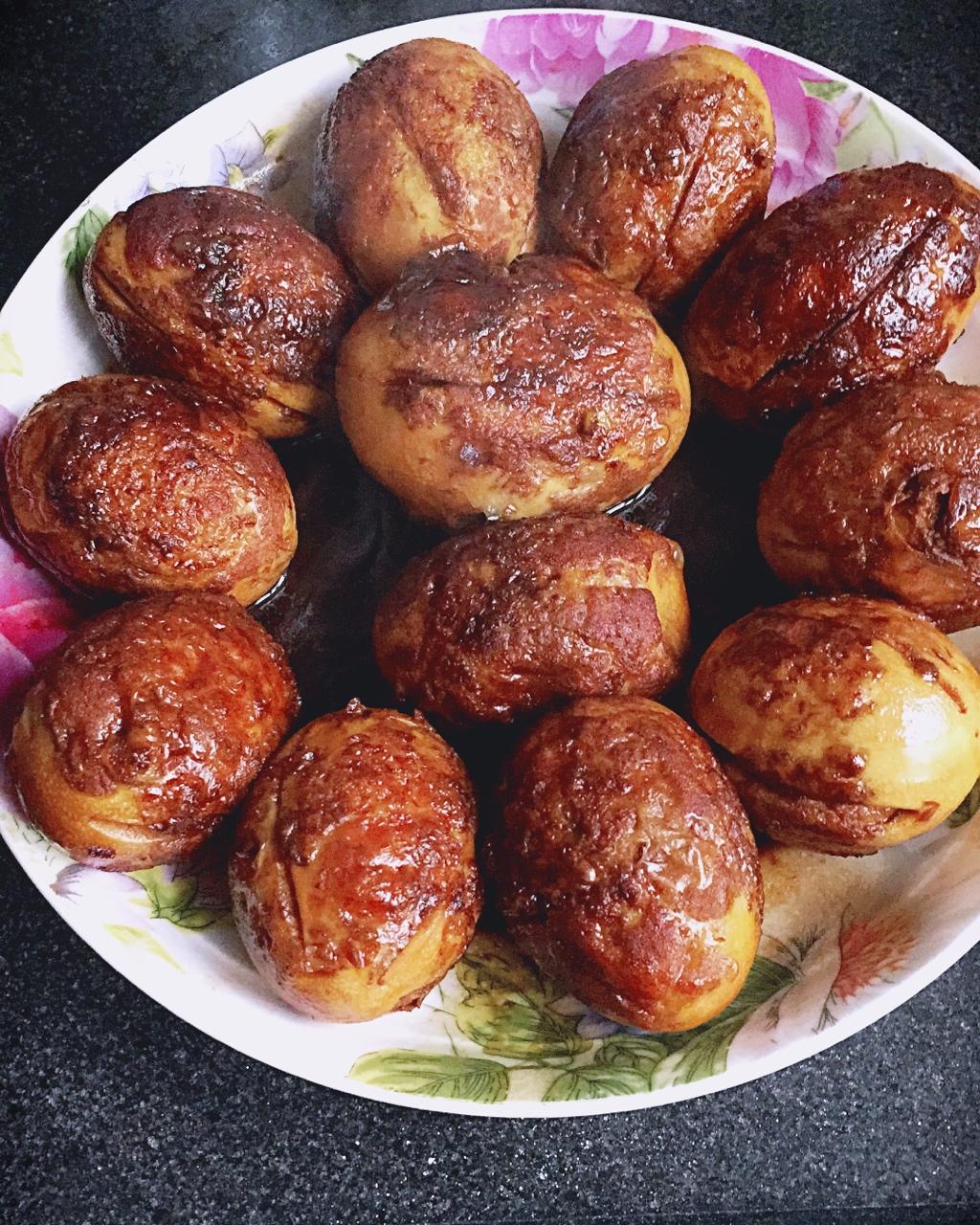 刘小飘儿做的虎皮蛋(爱吃卤鸡蛋的不容不过～)