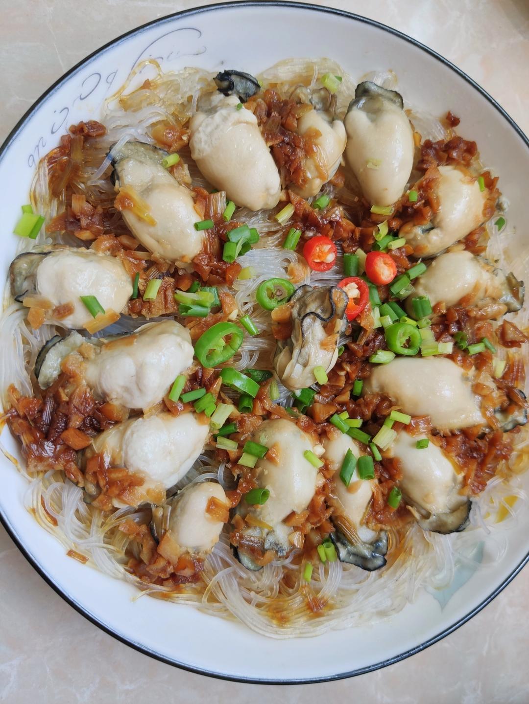 蒜蓉粉丝蒸生蚝肉