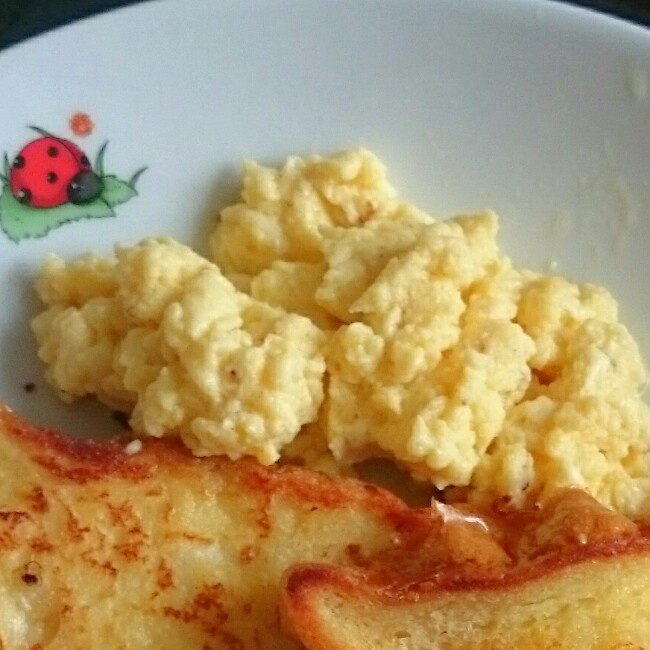 美式炒蛋 scrambled eggs
