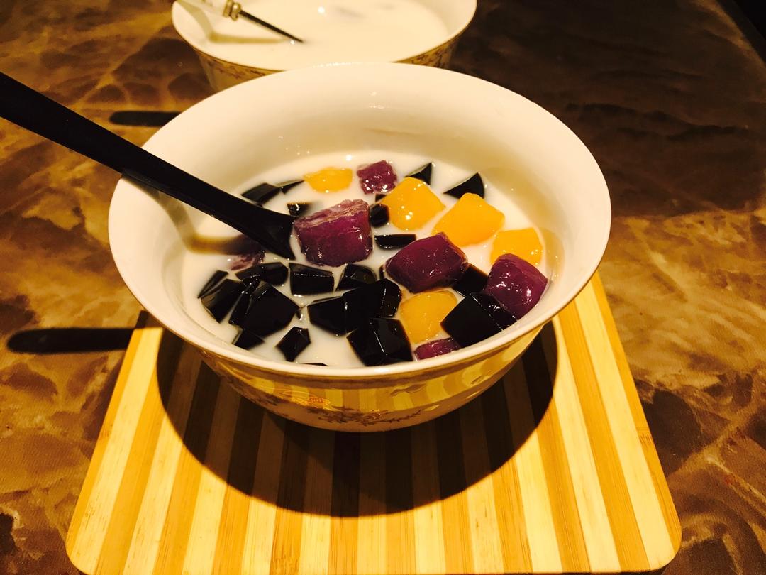 手工芋圆（完全不输鲜芋仙）