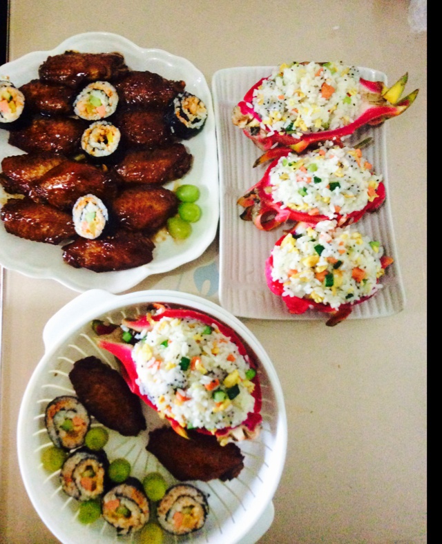 清爽火龙果炒饭