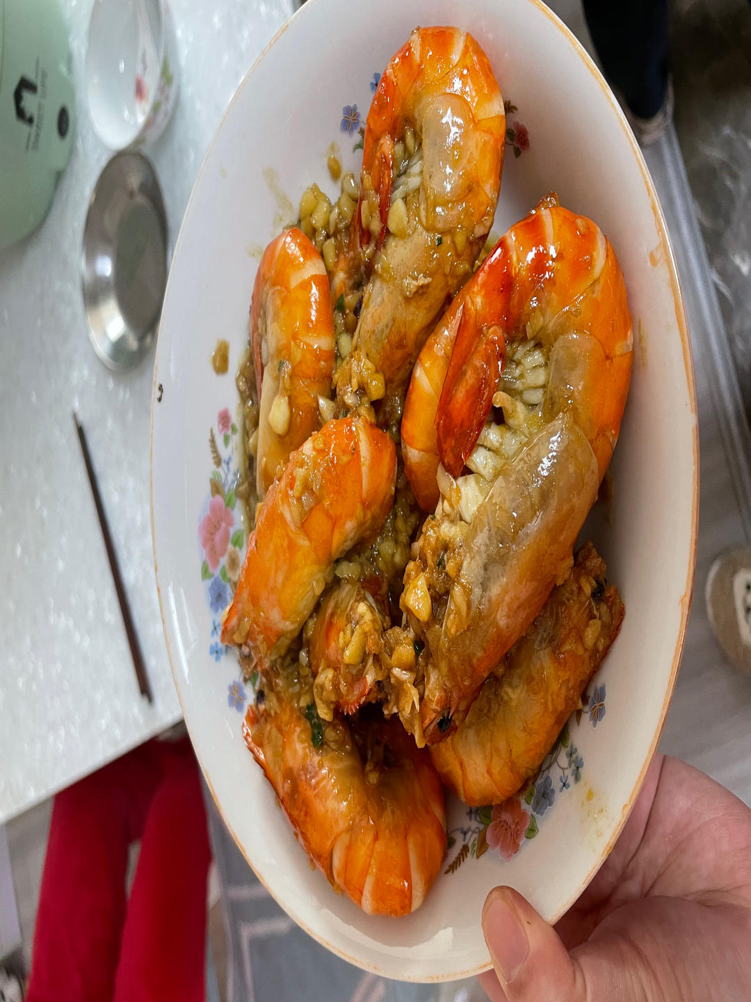 吮指蒜蓉啤酒罗氏虾