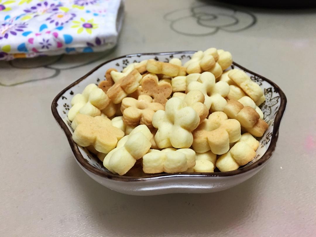 纽扣饼干┃萌到没朋友