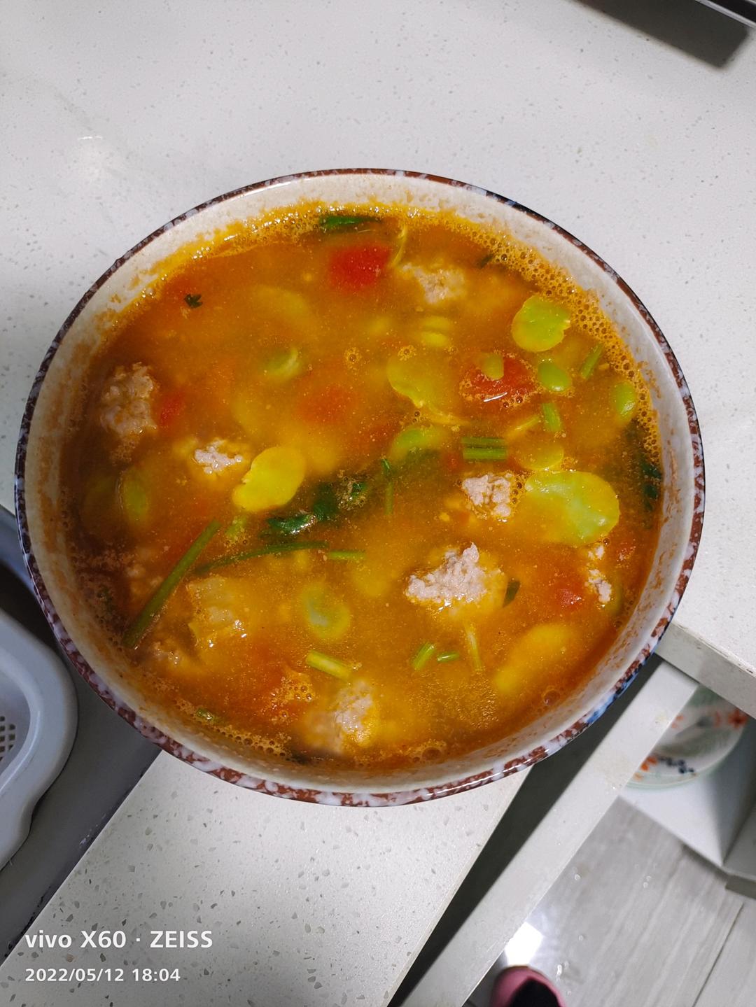 番茄蚕豆肉片汤