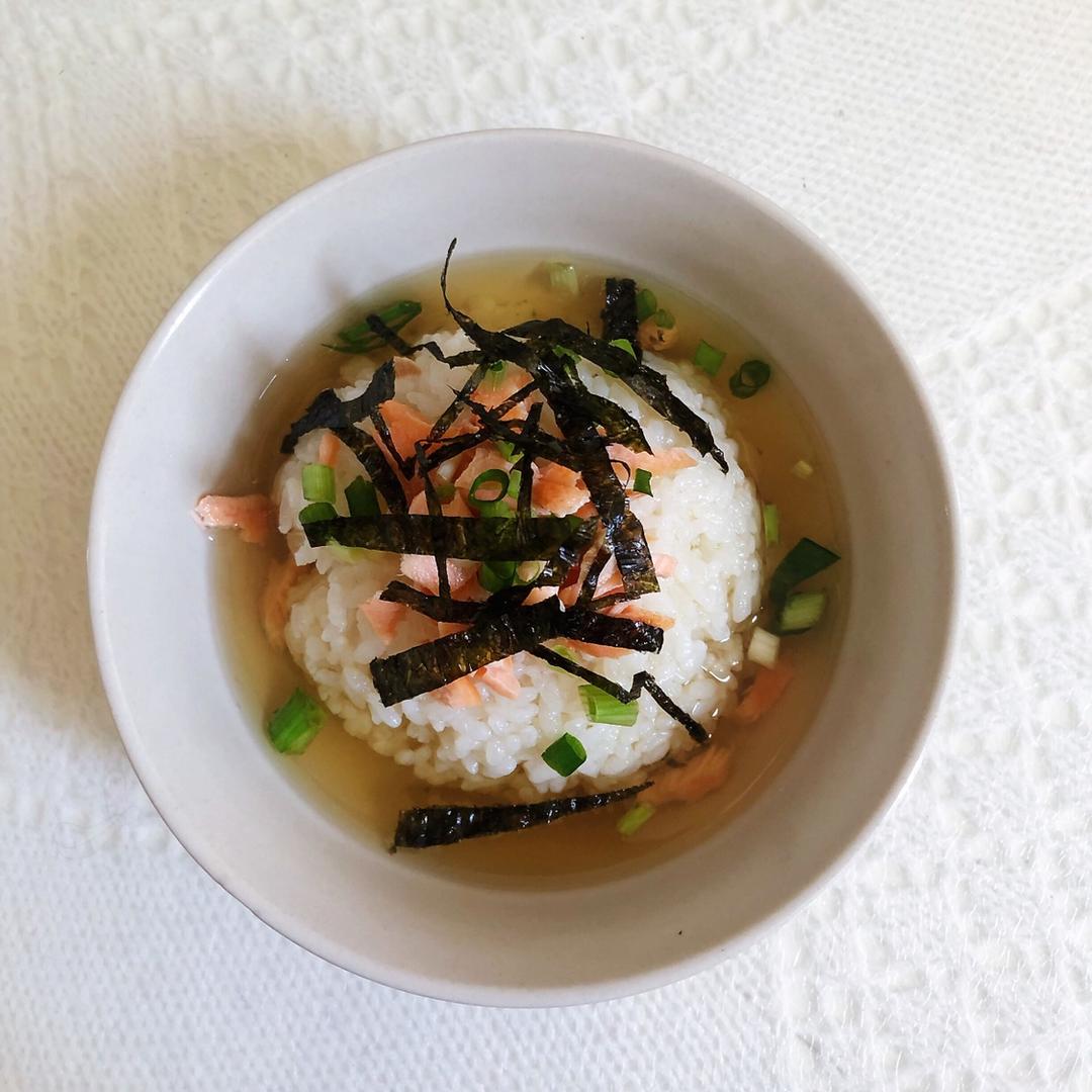 三文鱼茶泡饭