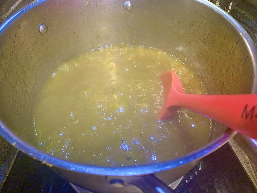 万能的黄杏酱的做法 步骤7