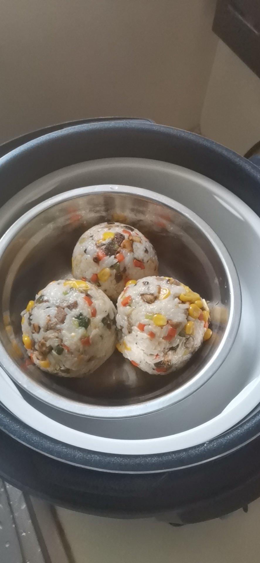 小盆友超爱的肉松饭团子