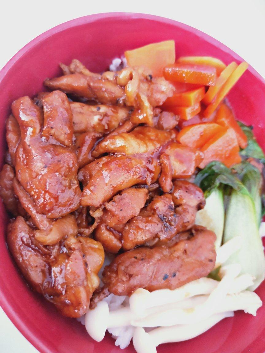 照烧鸡腿饭