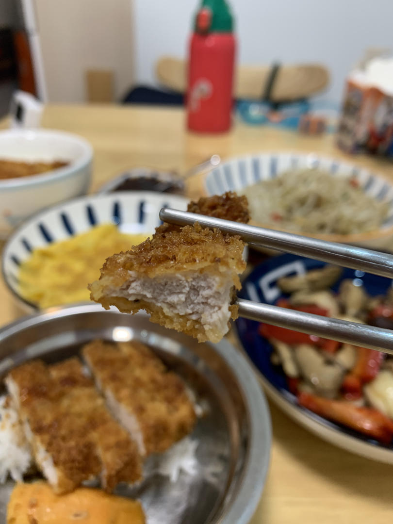 日式炸猪排（附炸猪排酱超⋯好吃😋）