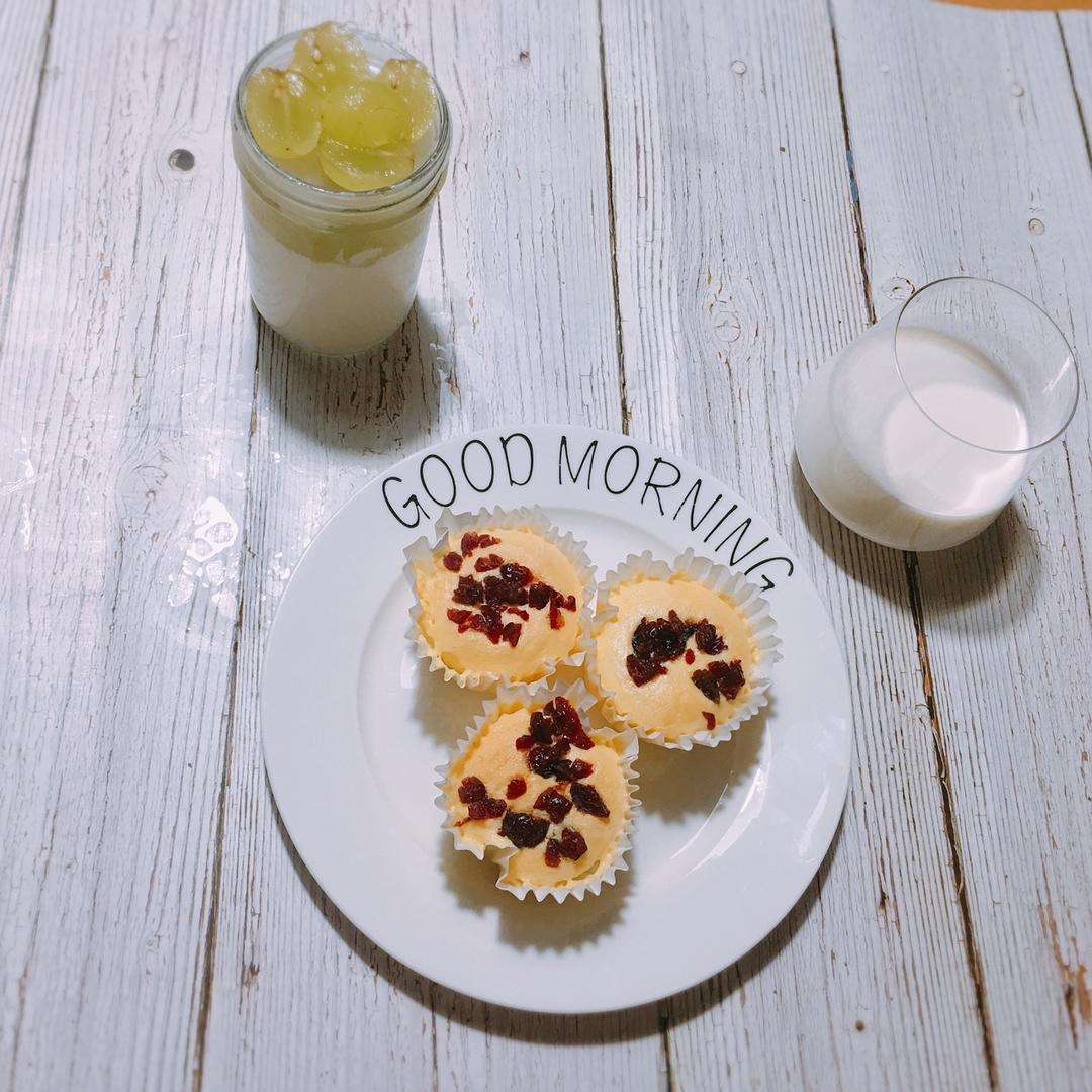 蔓越莓纸杯戚风