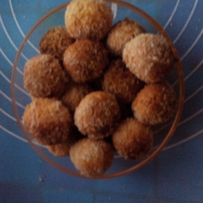 蛋白椰蓉球