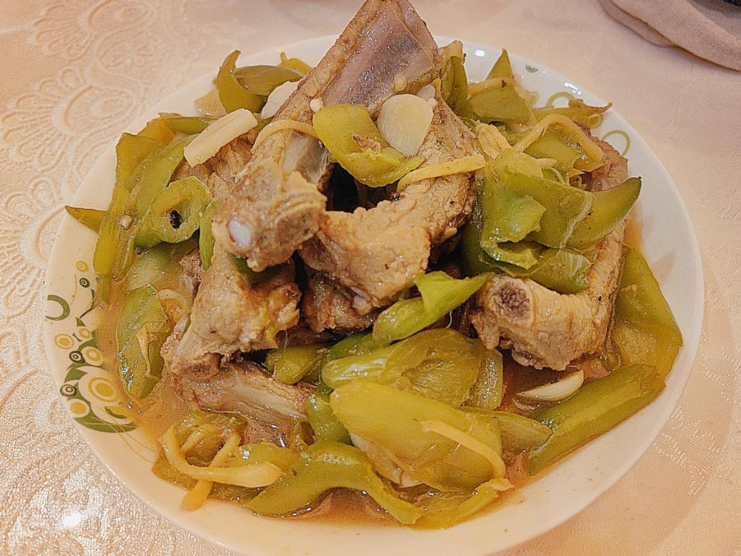青椒排骨，新手一学就会，无敌下饭