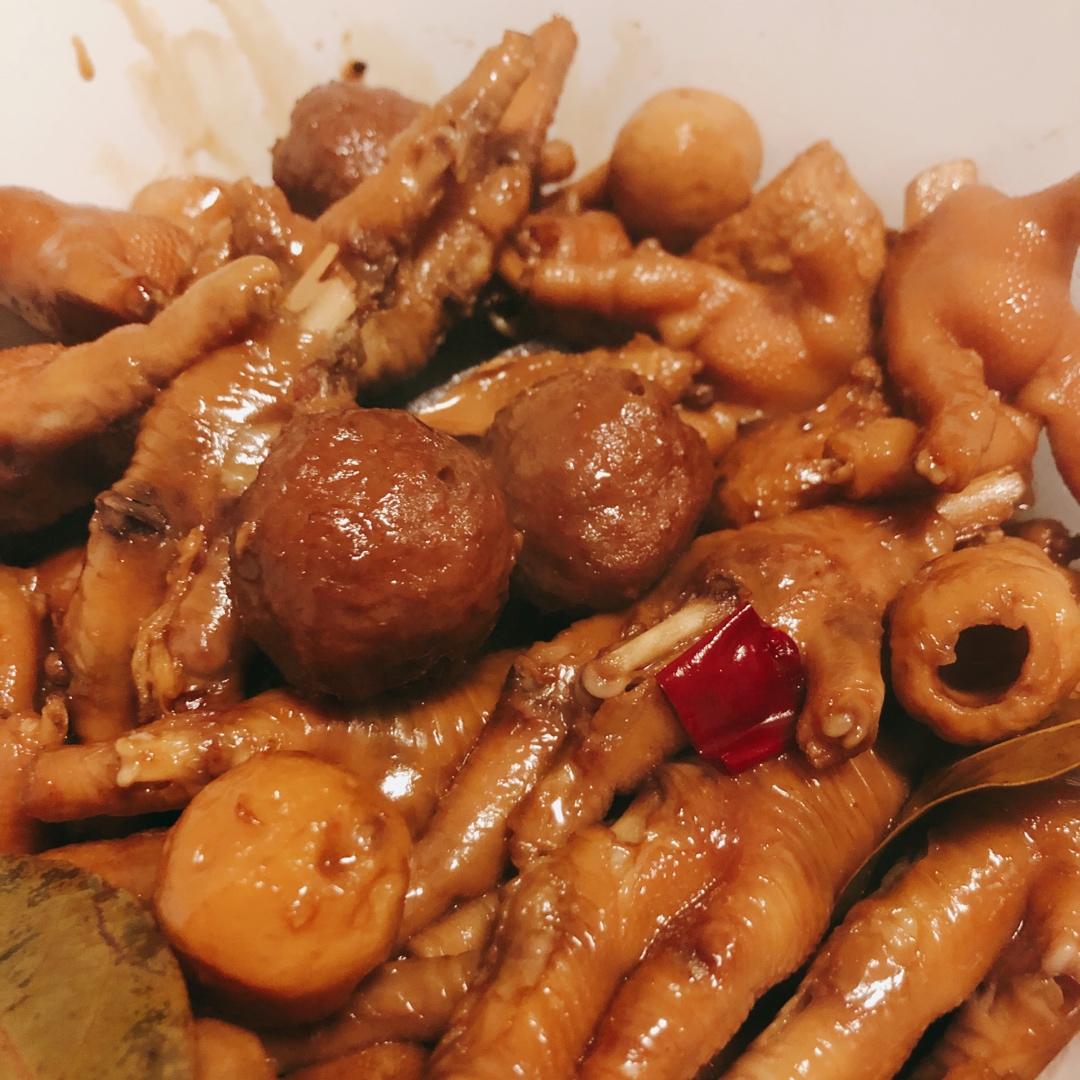 卤鸡脚