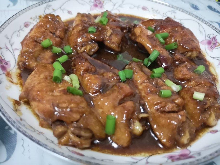 外婆教我的红烧鸡翅·连汤汁都狠好吃！！！