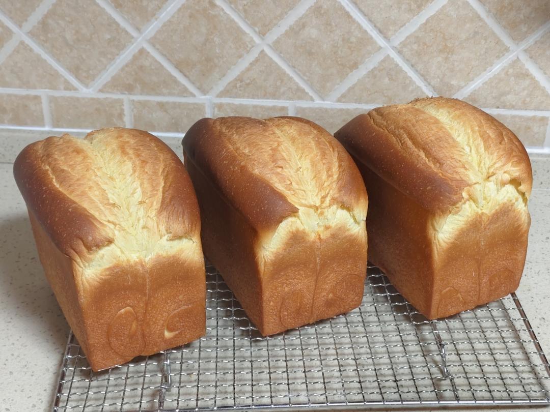 超软鲜牛乳巨蛋吐司