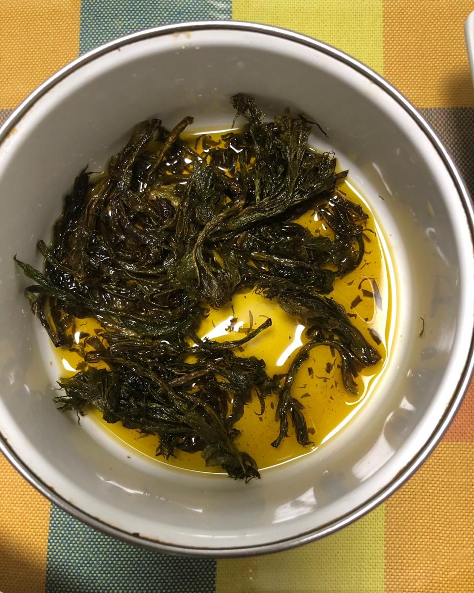 油浸香椿