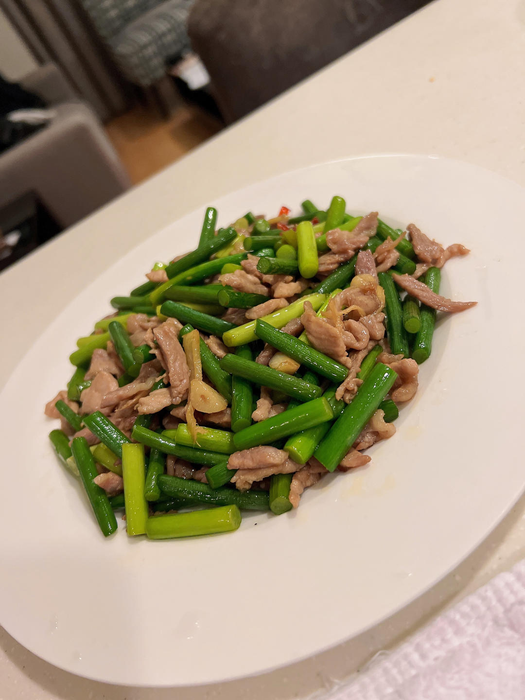 家常蒜苔炒肉
