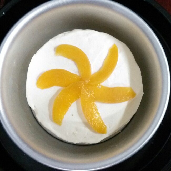 黄桃奶油蛋糕