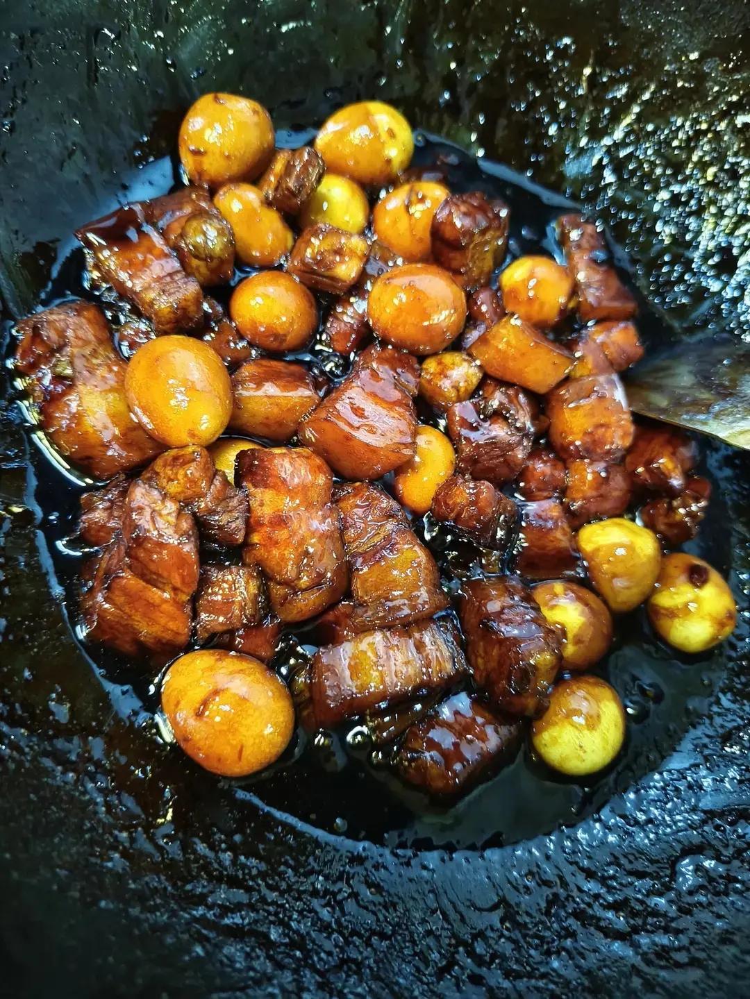 鸡蛋红烧肉
