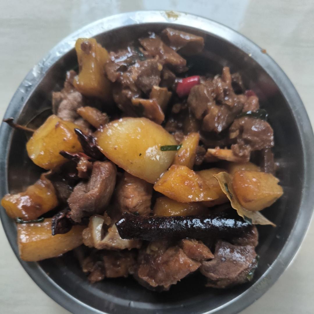 土豆炖排骨