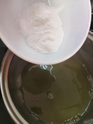 牛奶鸳鸯茶冻（抹茶/玫瑰菊花）的做法 步骤5