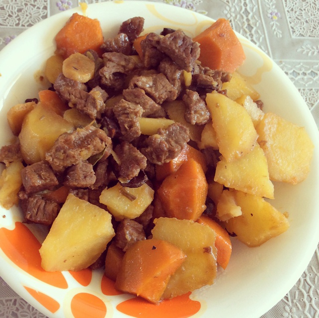 土豆炖牛肉
