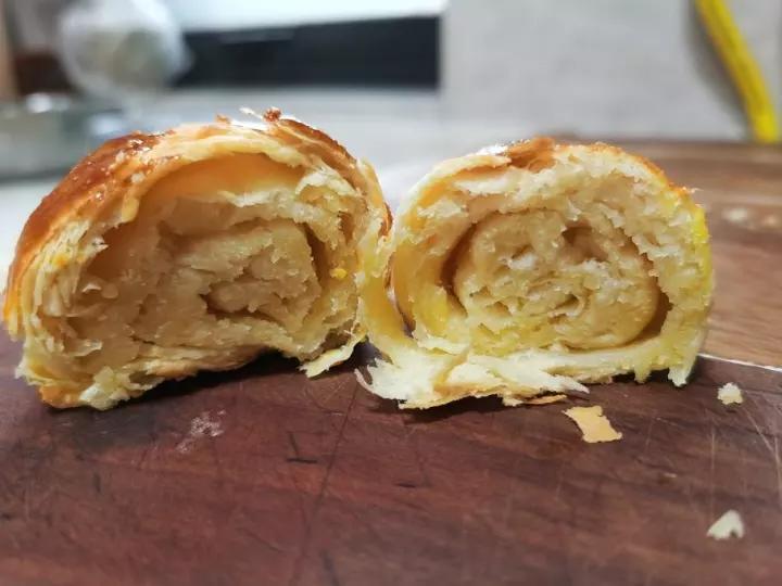 可颂（羊角面包）