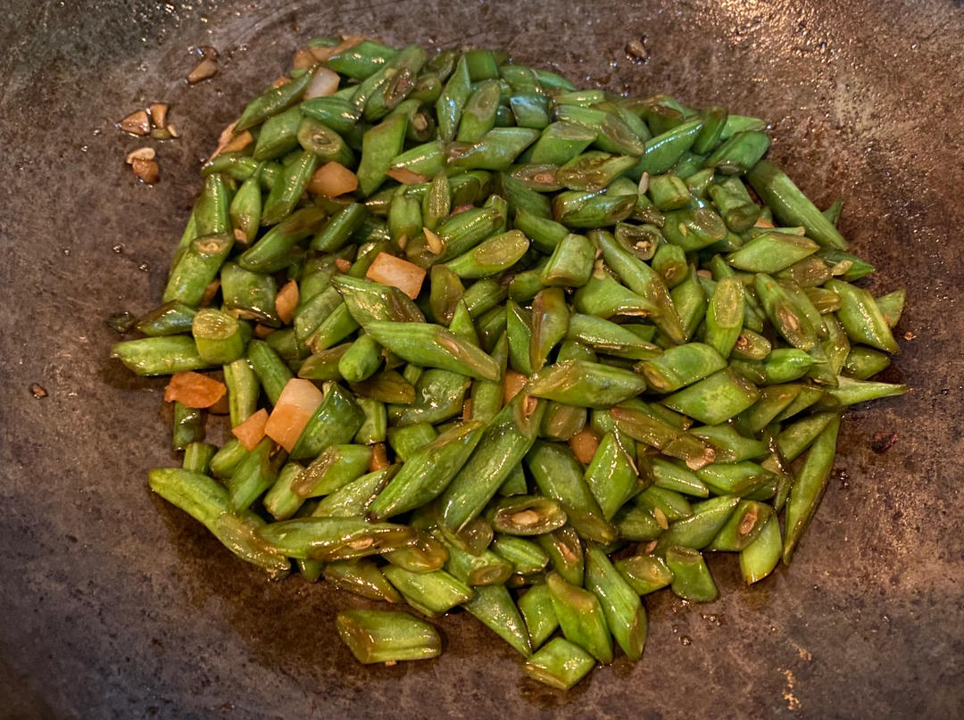 不吃不知道，一吃吓一跳的蒜香素炒豆角