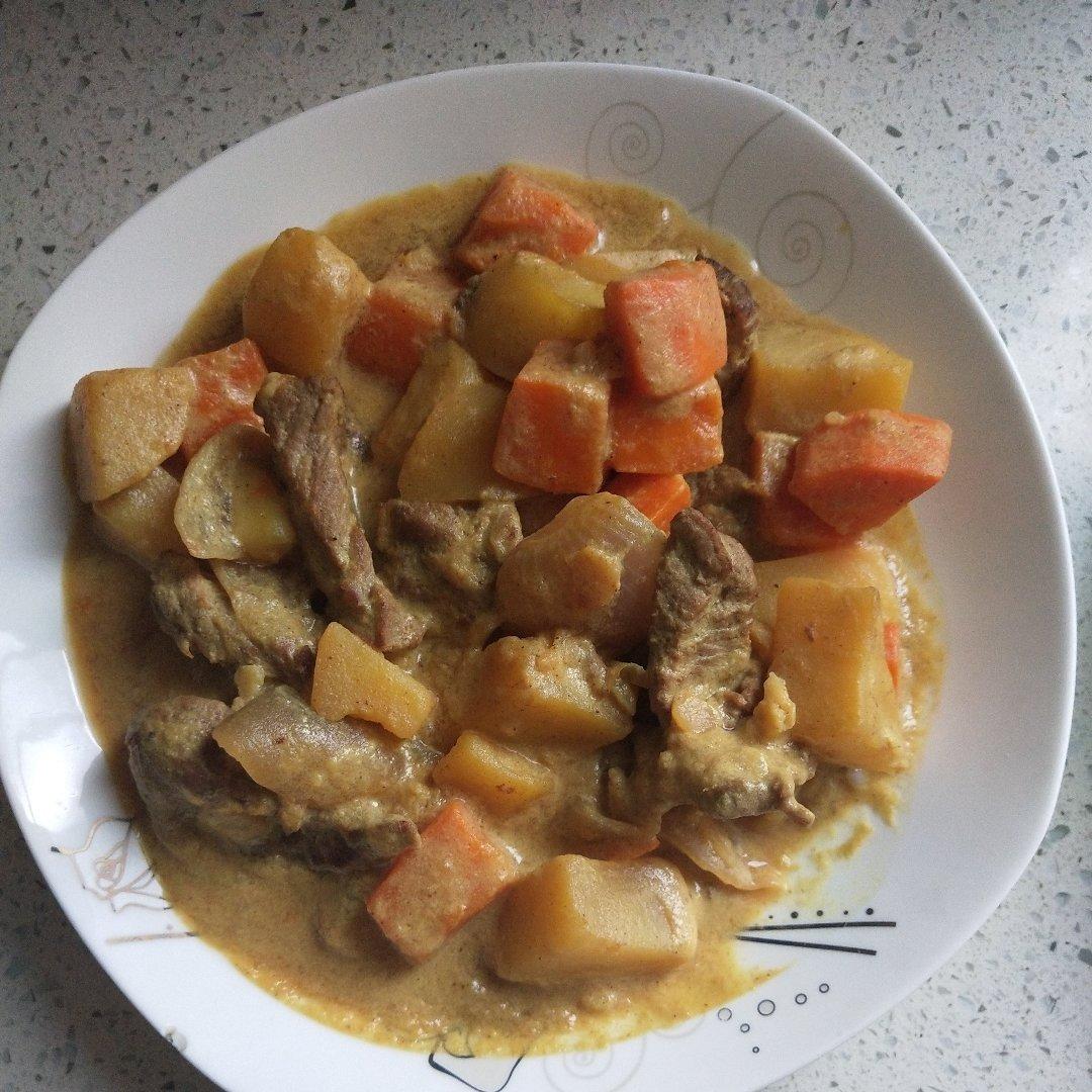 咖喱牛肉