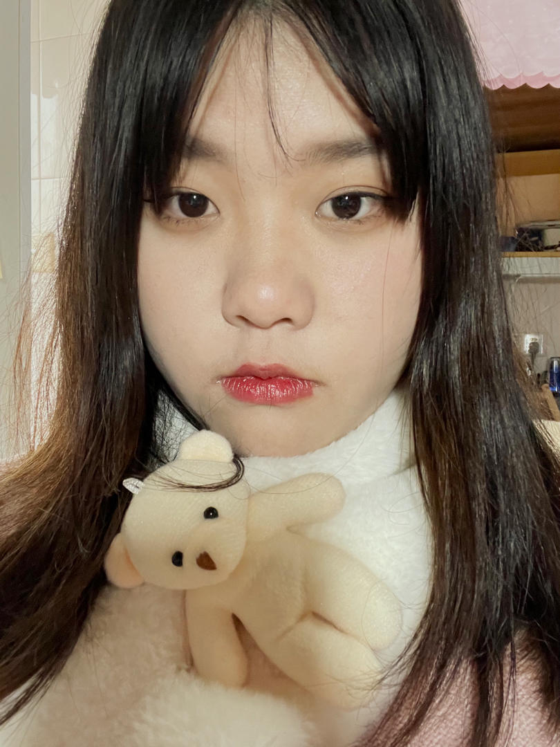 爱吃奶油的小暄