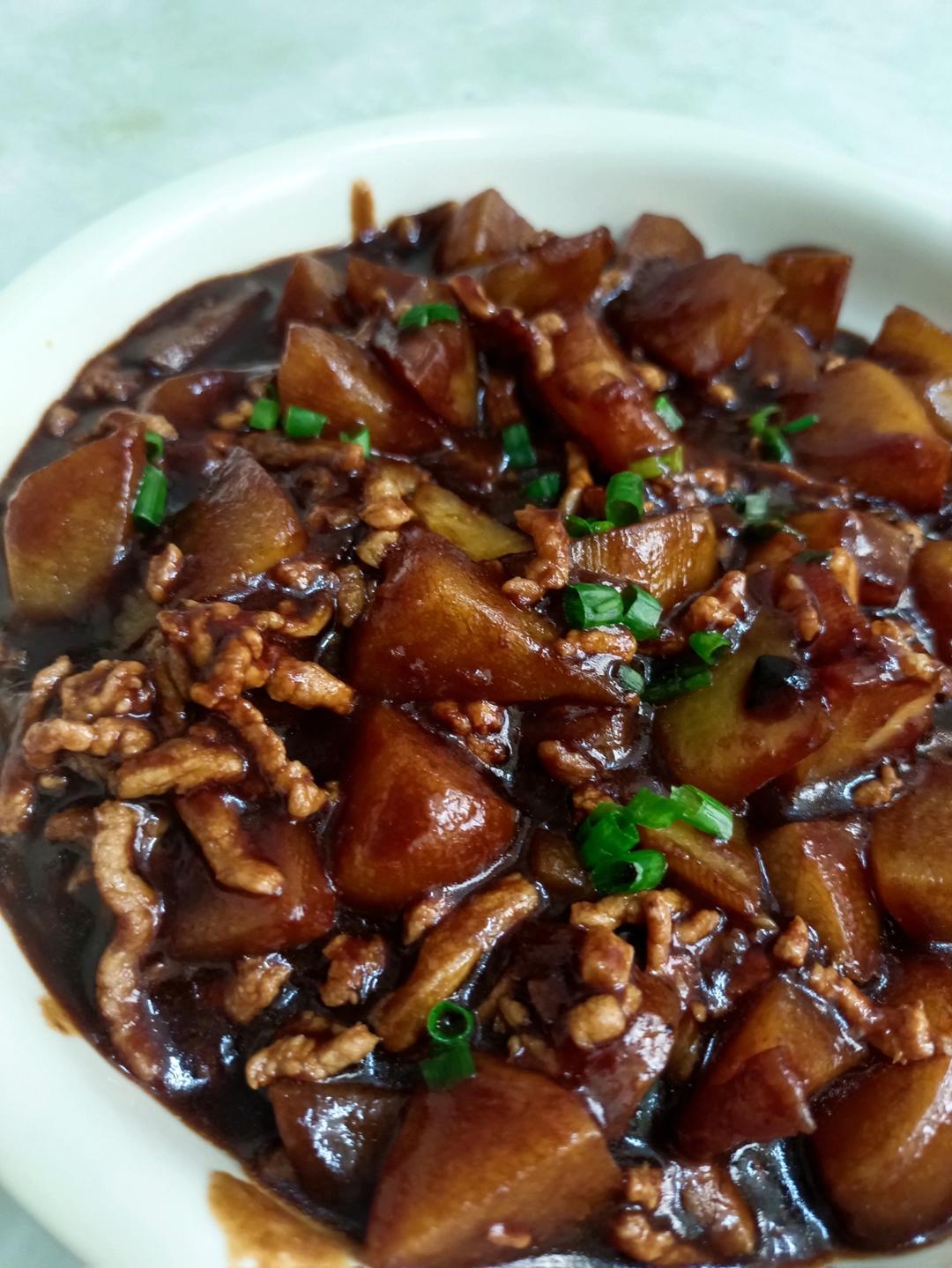 🔥巨下饭，软糯入味！比肉还好吃的红烧土豆