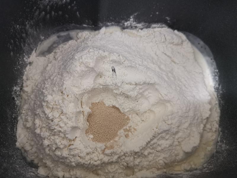 纯奶手撕吐司的做法 步骤1