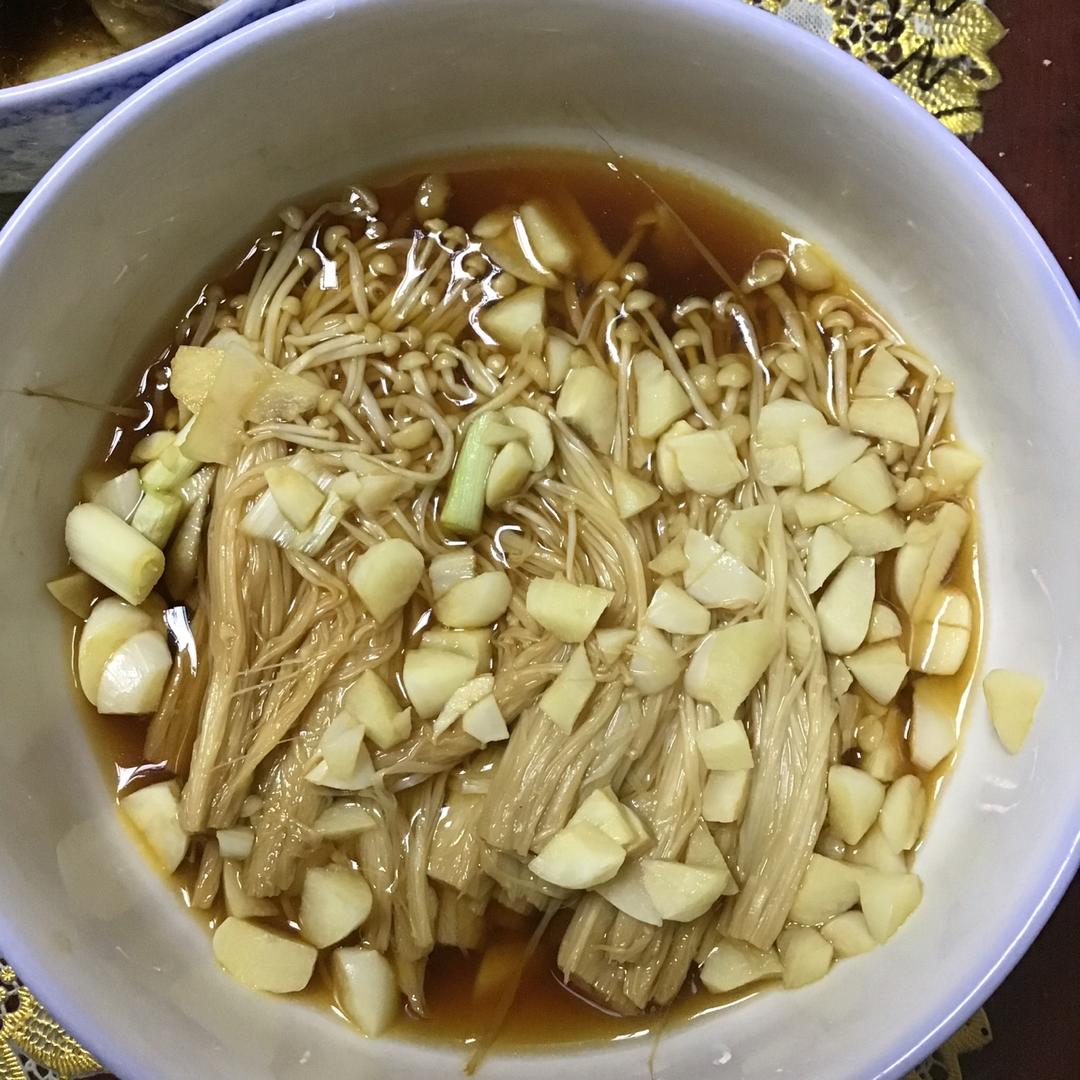 蒜蓉金针菇