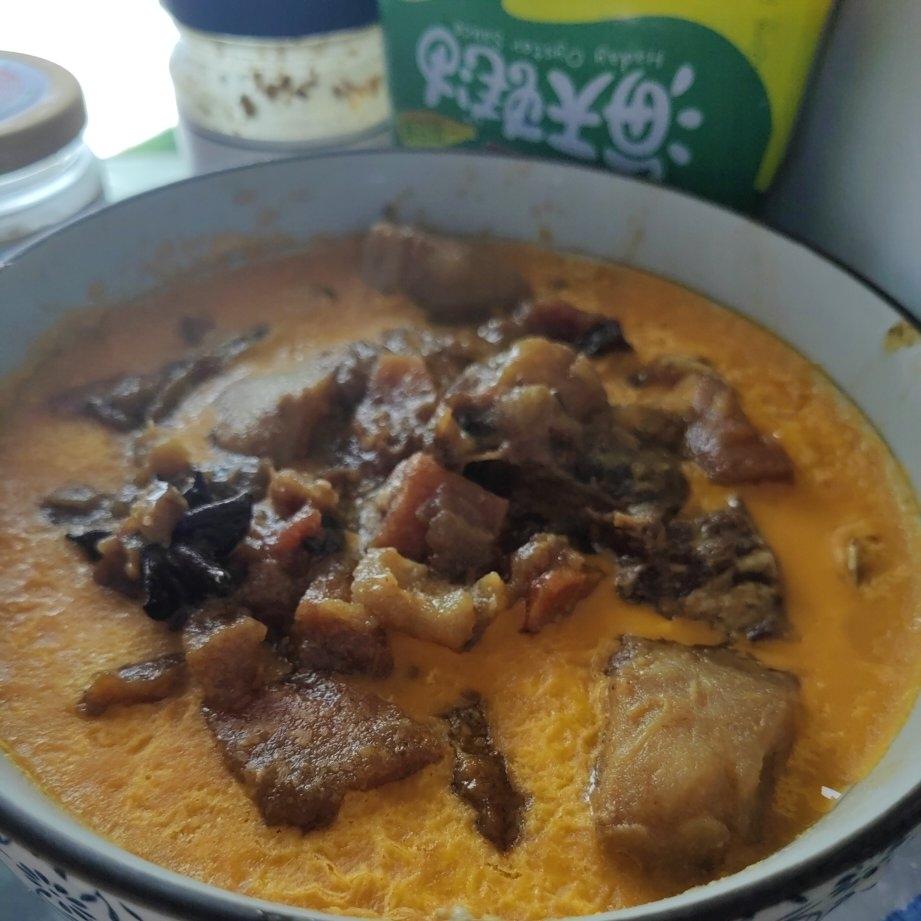 牛肋排炖胡萝卜土豆蕃茄